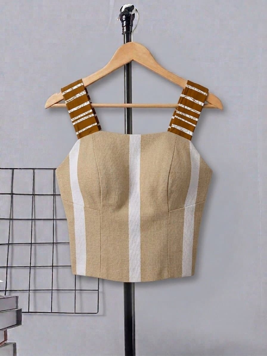 Ṣadé The Janus Top