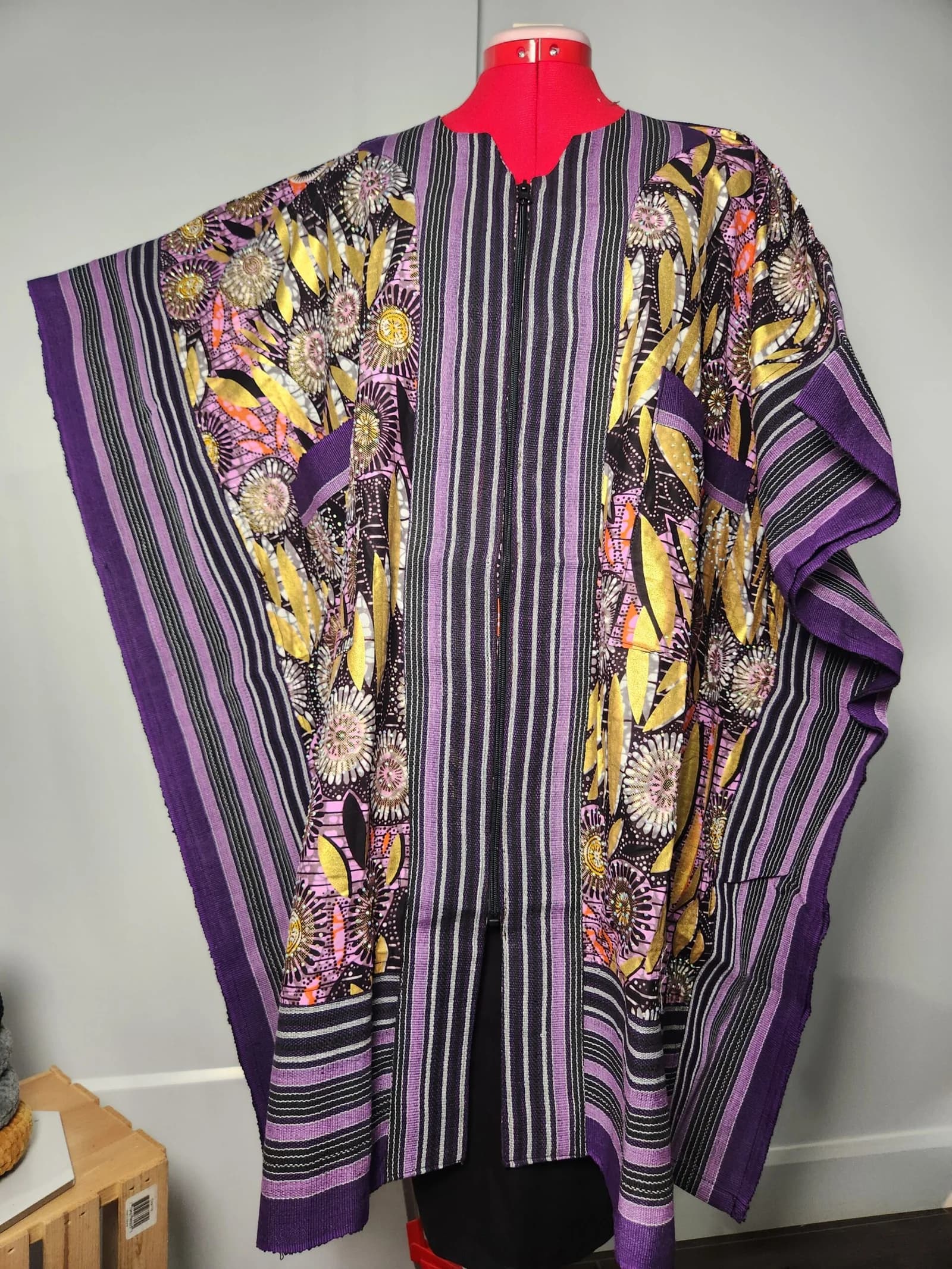Huáyǔ Kimono: Armor Kaftan